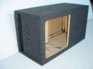Single Kicker Solobaric L7 15'' Sub Box